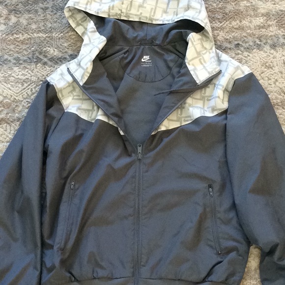 Nike Athletic Jacket - Picture 3 of 4